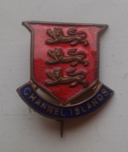 CHANNEL ISLAND SOCIETY BADGE FROM JOAN